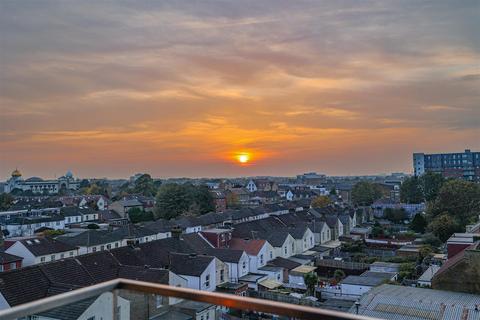 undefined, Merrick Road, Southall, UB4