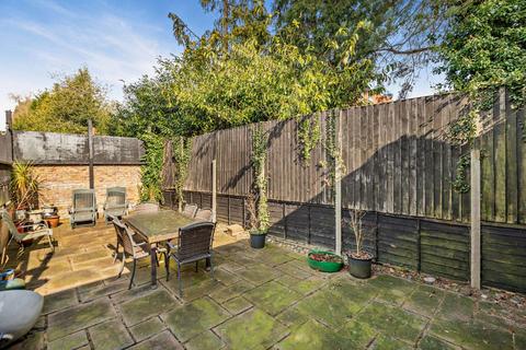 24 Highclere, Ascot, SL5 0AA