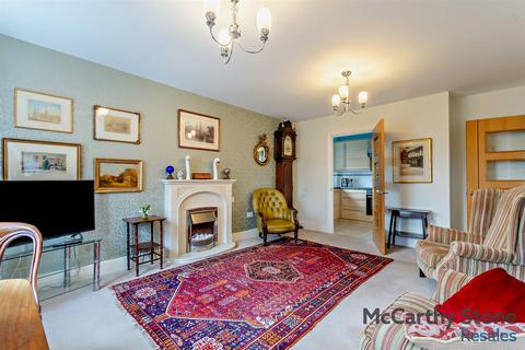 2 bedroom apartment for sale, Avalon Court, Newport, Lincoln