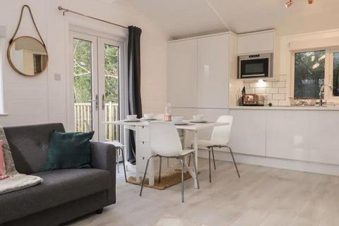 2 bedroom mobile home for sale, Ambleside Road, Windermere LA23