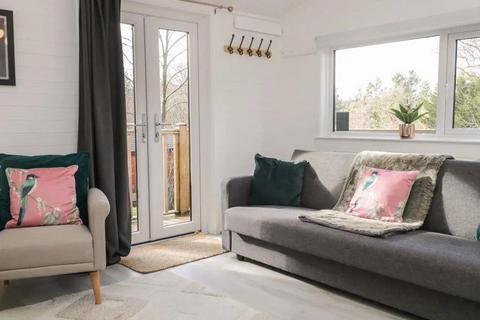 2 bedroom mobile home for sale, Ambleside Road, Windermere LA23
