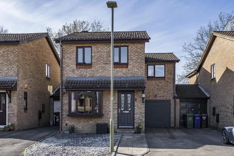 4 bedroom link detached house for sale, Bicester,  Oxfordshire,  OX26