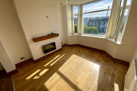 3 bedroom house to rent, Carmarthen Road, Fforestfach, , Swansea