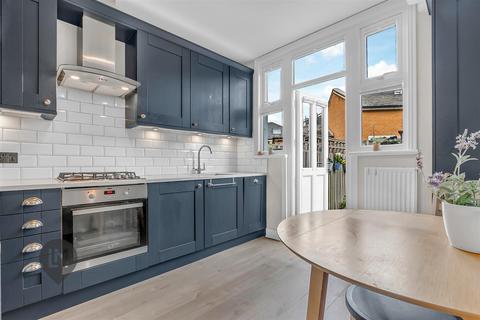 Standen Road, London