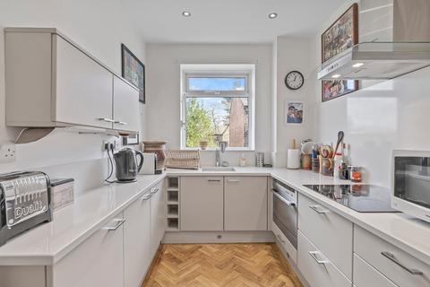 1 bedroom retirement property for sale, Wells Promenade, Ilkley, West Yorkshire, LS29