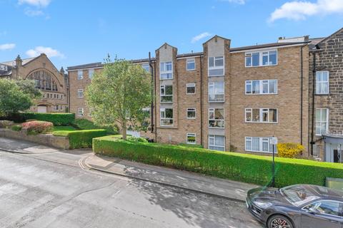 undefined, Wells Promenade, Ilkley, West Yorkshire, LS29