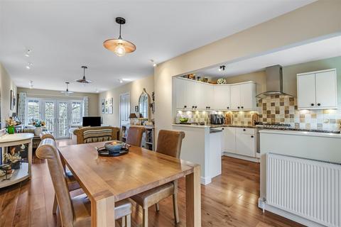 3 bedroom semi-detached house for sale, Parish Ghyll Drive, Ilkley LS29