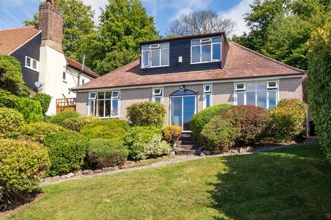 19 Stuart Road, Warlingham, CR6 9JH