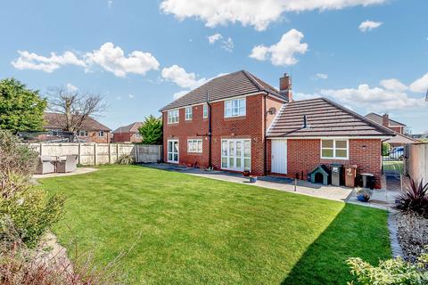 4 bedroom detached house for sale, Cwrt Cwellyn, Hawarden, CH5