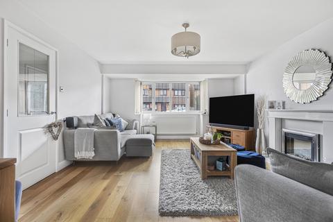 4 bedroom detached house for sale, Derwent Road, Bicester, OX26