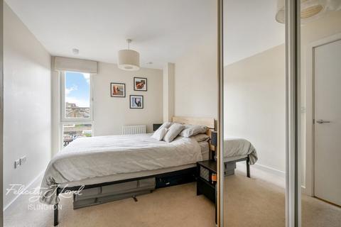 Flat 8, 2 Devizes Street, London, N1 5DY