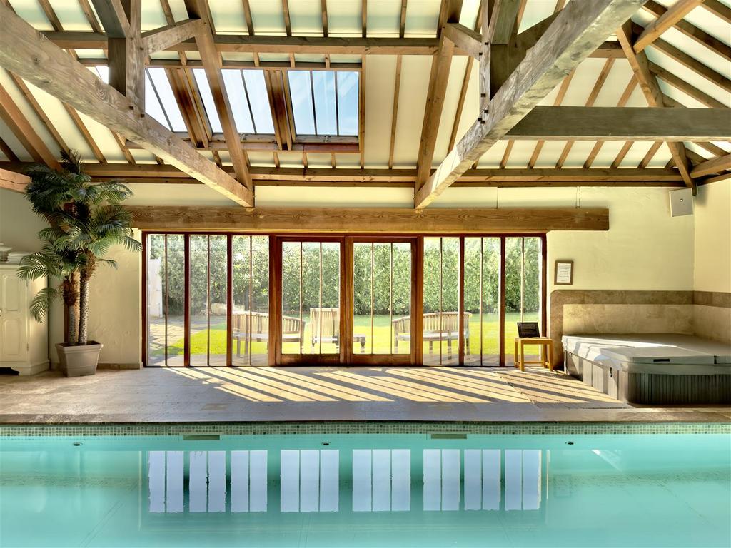 SWIMMING POOL.jpeg