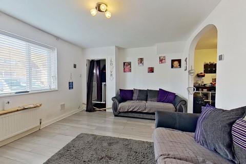 4 bedroom terraced house for sale, Douglas Road, Deal CT14