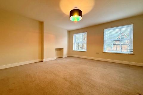 2 bedroom end of terrace house to rent, Church Street, Rickmansworth, Hertfordshire, WD3