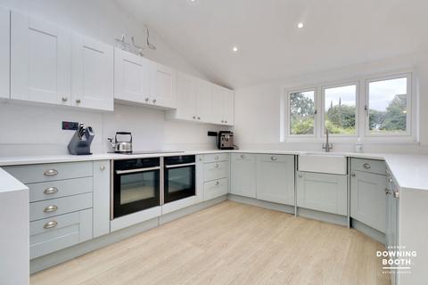 14 Grange Avenue, Sutton Coldfield, B75 5EN