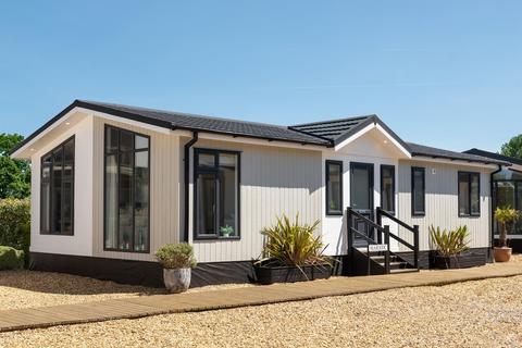 2 bedroom park home for sale, Newport Isle of Wight