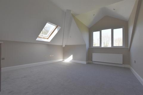 undefined, Nutfield Road, Redhill