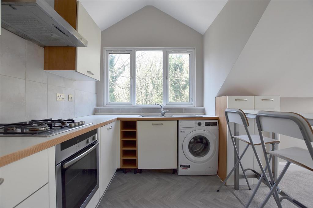 Kitchen..JPG