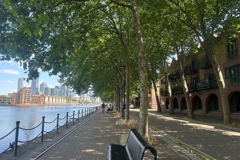 4 bedroom terraced house for sale, Greenland Quay, London, SE16