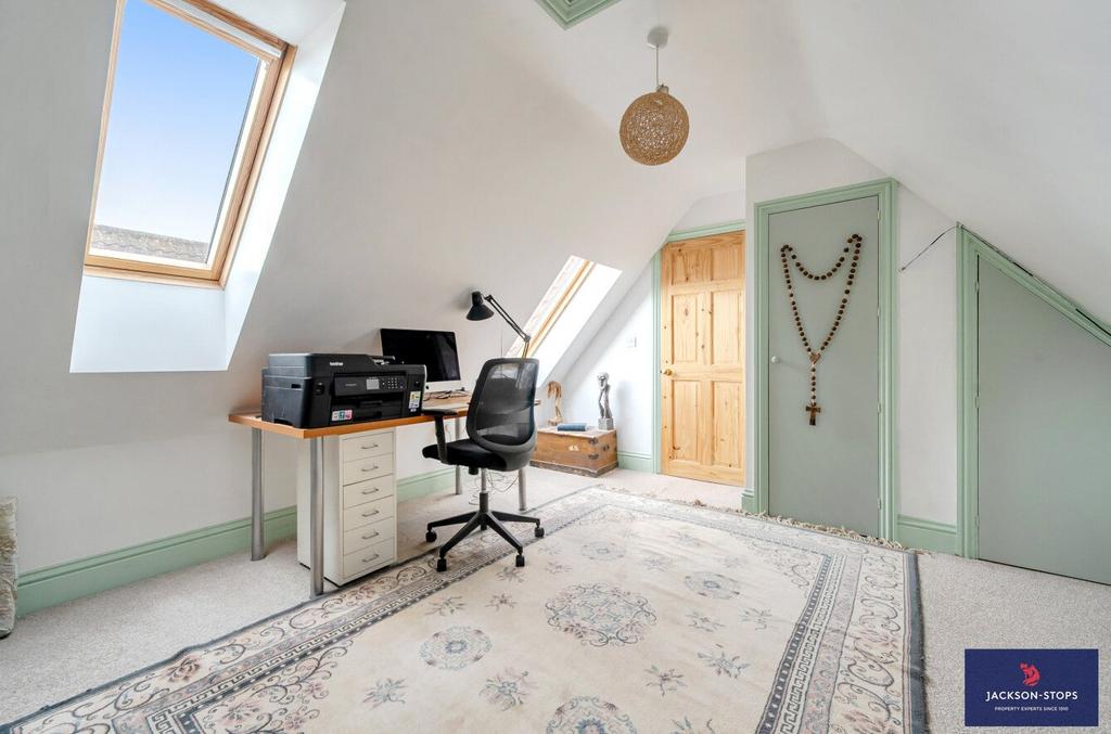 Bedroom 6/Study