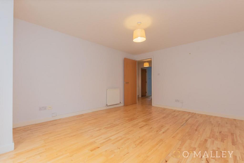 8. Living Room 3.jpg
