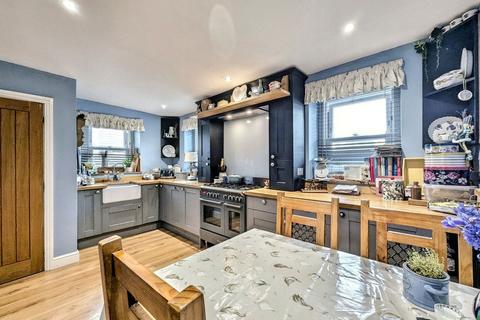 1 Chapel Terrace, Greysouthen, Cockermouth, CA13 0UE