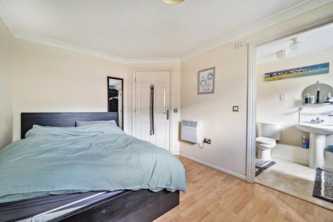 undefined, Courtney Place, Binfield RG42