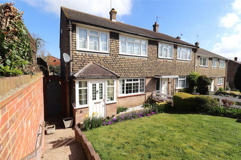 3 bedroom end of terrace house for sale - Stonewood, Bean, Kent, DA2