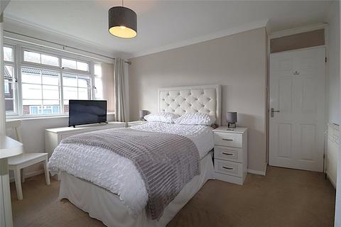 3 bedroom end of terrace house for sale, Stonewood, Bean, Kent, DA2