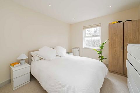 1 bedroom flat to rent, Cadogan Close, London E9