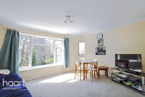 2 bedroom apartment for sale, Heather Way, Hindhead