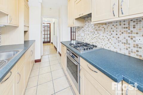16 Rossiter Close, Slough, SL3 7QQ