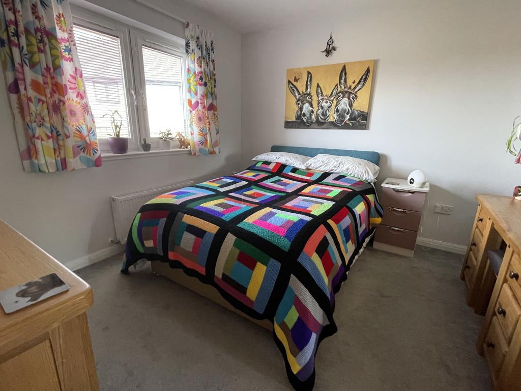 Bed 2a.JPG