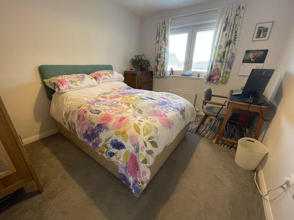 Bed 3a.JPG