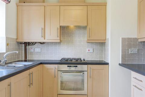 2 bedroom maisonette for sale, Charlton Drive, Petersfield, GU31
