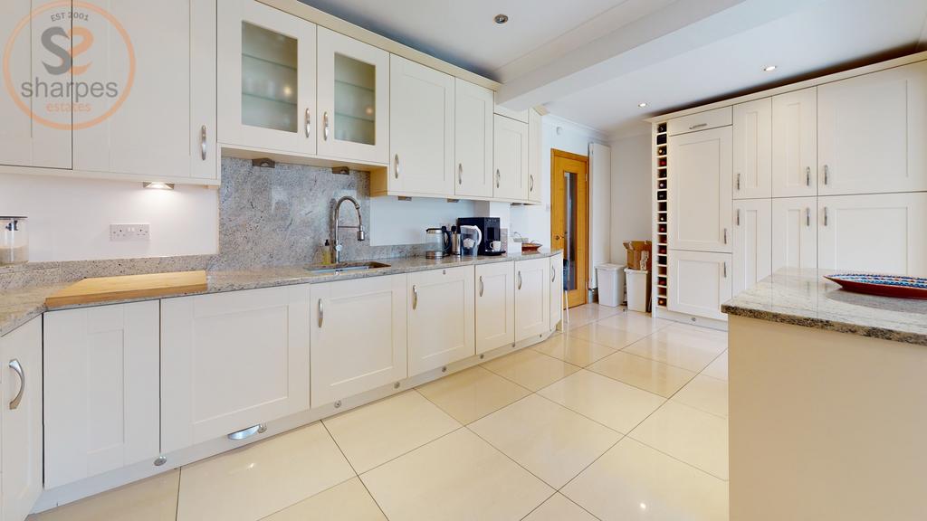 Kitchen (2)