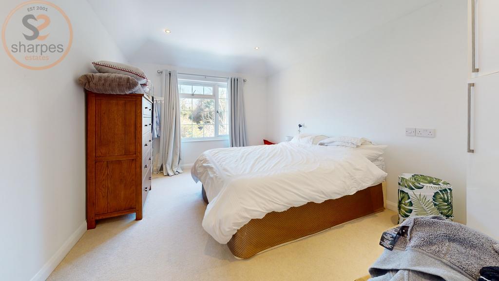 Bedroom (5)