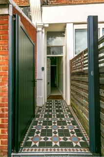 158a Upper Richmond Road West, East Sheen, London, SW14 8AW
