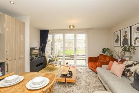 Hastings Grange, Sheffield S7