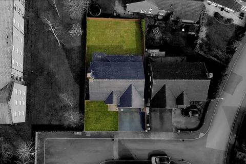 5 bedroom detached house for sale, Stoneleigh Way, Leeds