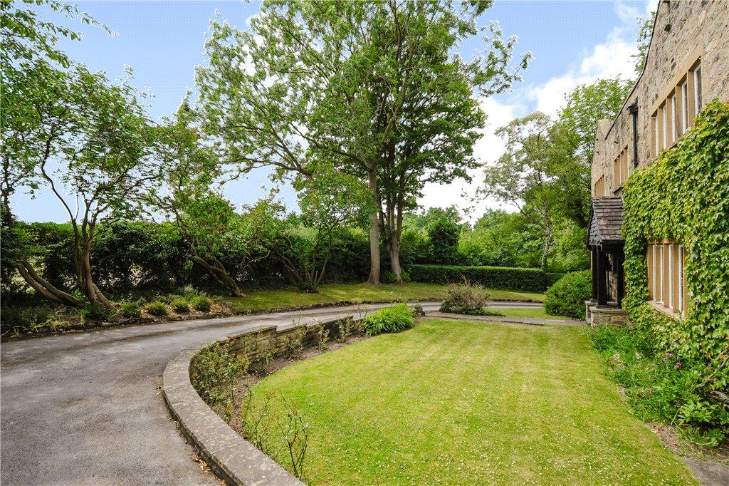 Drive &amp; Front Garden