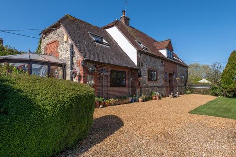 5 bedroom detached house for sale, Bunkers Lane, Rookley