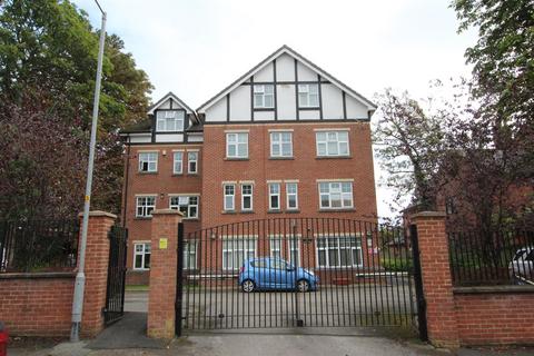 2 bedroom apartment to rent, Albert Road, Bolton BL1