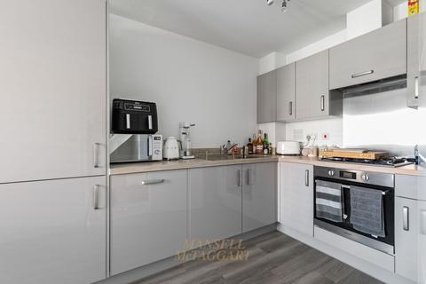 undefined, Hoadley Road, Horley RH6