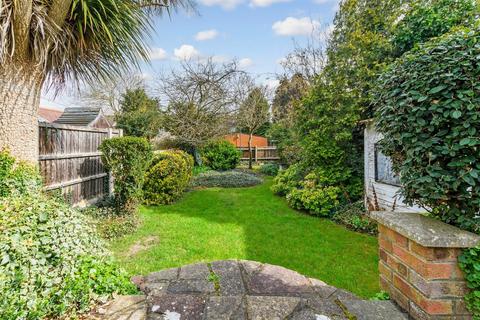 17 Vale Road, Dartford, DA1 2TU