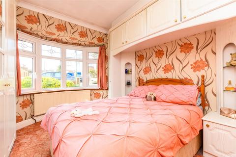 17 Vale Road, Dartford, DA1 2TU