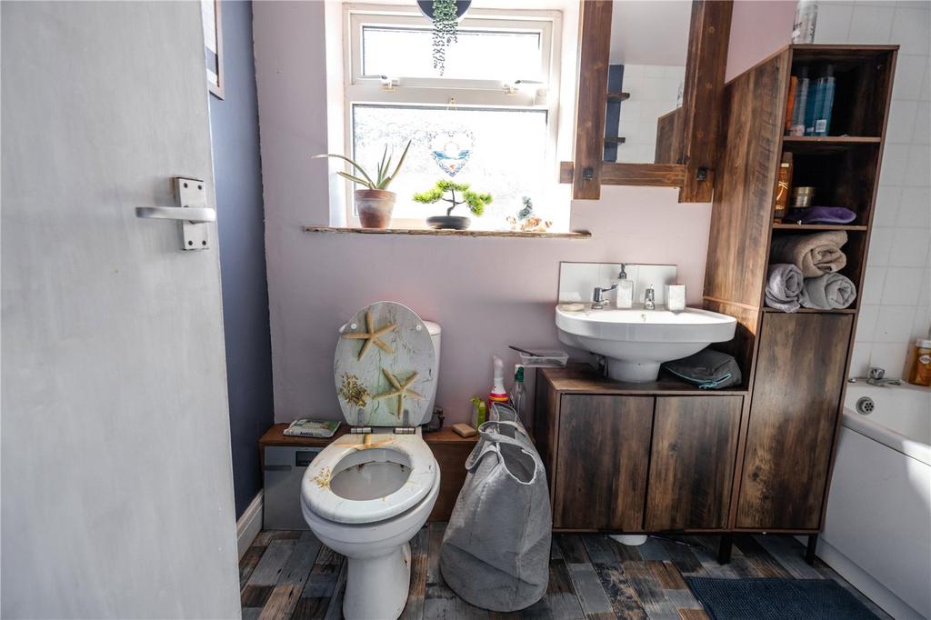 Bathroom (2)