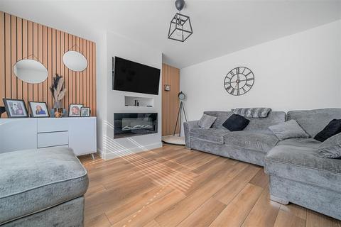 40 Brierydale, Salterbeck, Workington, CA14 5LL