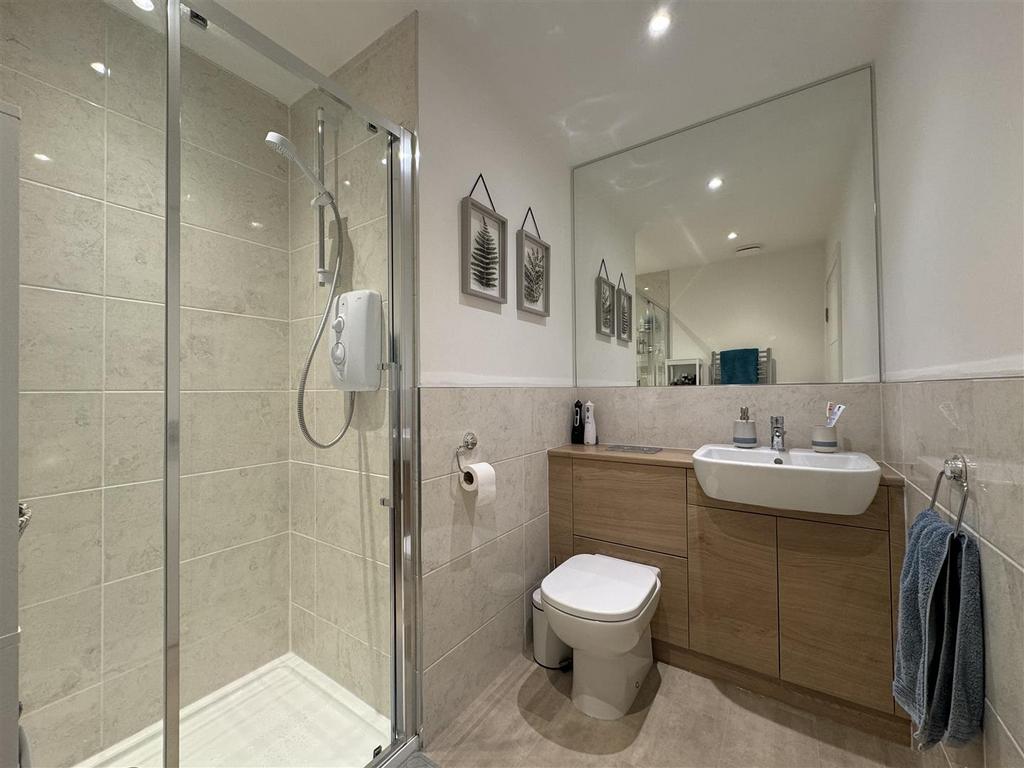 Ensuite.jpg