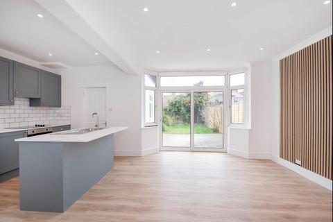 20 Reynolds Road, New Malden, KT3 5NG